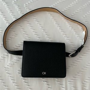 Calvin Klein Women's Casual Fashion Belt with Removable Belt Bag, Black, NWOT